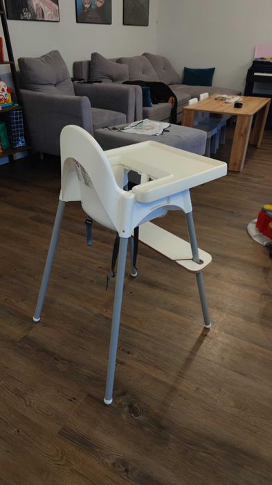 Krzesełko do karmienia IKEA + Podnóżek