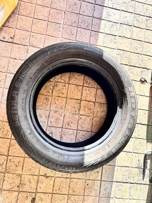2 Pneus 185/60R15 84H usados