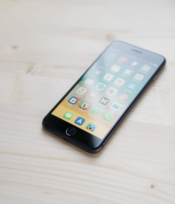 Iphone 8 plus  64 gb neverlock