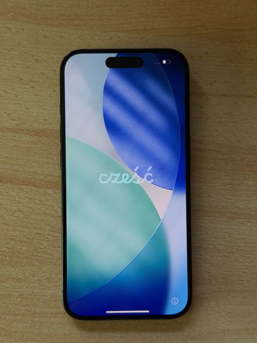 iPhone 15 pro Tytan czarny