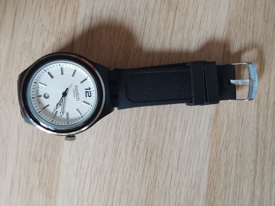 Título: Relógios estilo Swatch em plástico – Novos