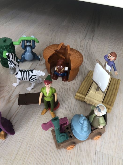 Детские игрушки из Макдональд