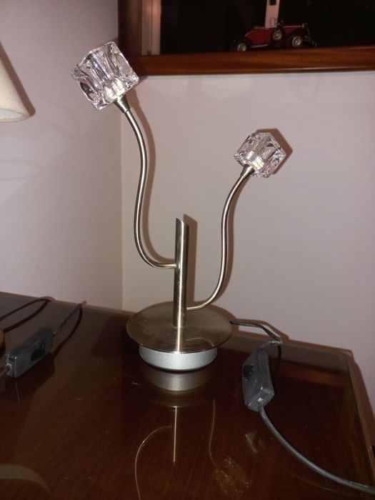Candeeiros de mesa