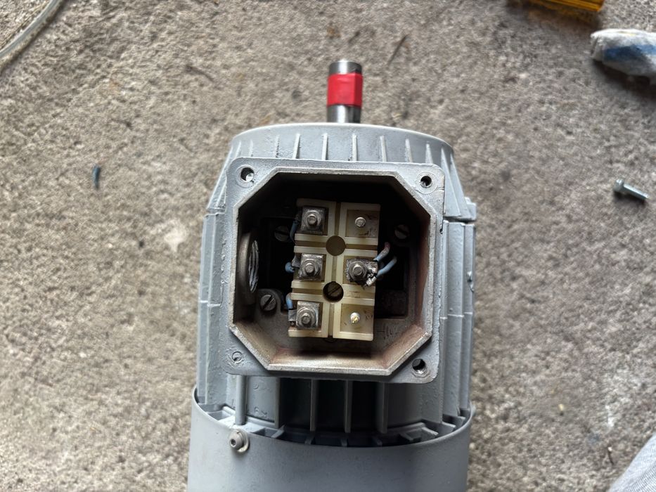 Silnik elektryczny 0.55kW