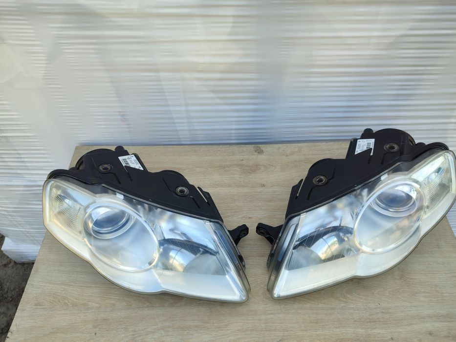 Фари галоген Фольксваген Пассат Б6 фара передня Passat B6 фари HELLA