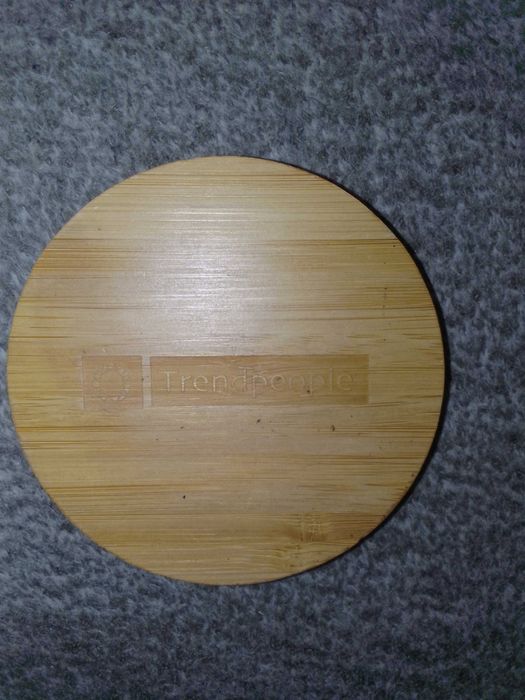 Ekologiczna ładowarka bezprzewodowa Indukcyjna QI | Bambusowa
