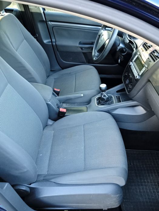 *** VW Golf kombi 1.9tdi *odpinany hak* klima***