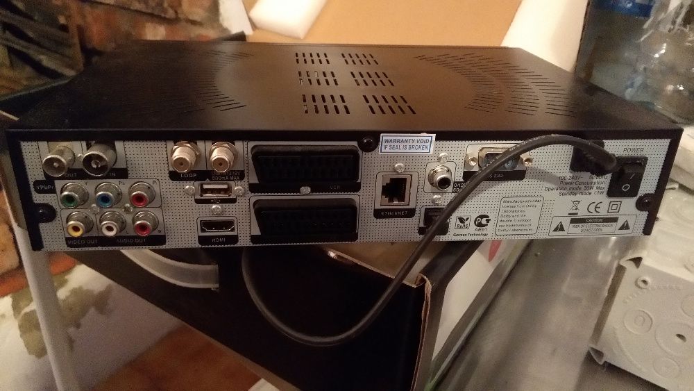 Recetor de Satélite Combo 6699E Gi