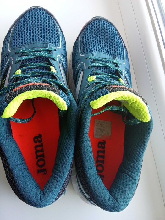 Чоловічі кросівки Joma