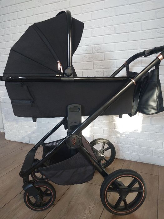 Piękny wózek.  Venicci 2w1 czarny WYSYŁAM