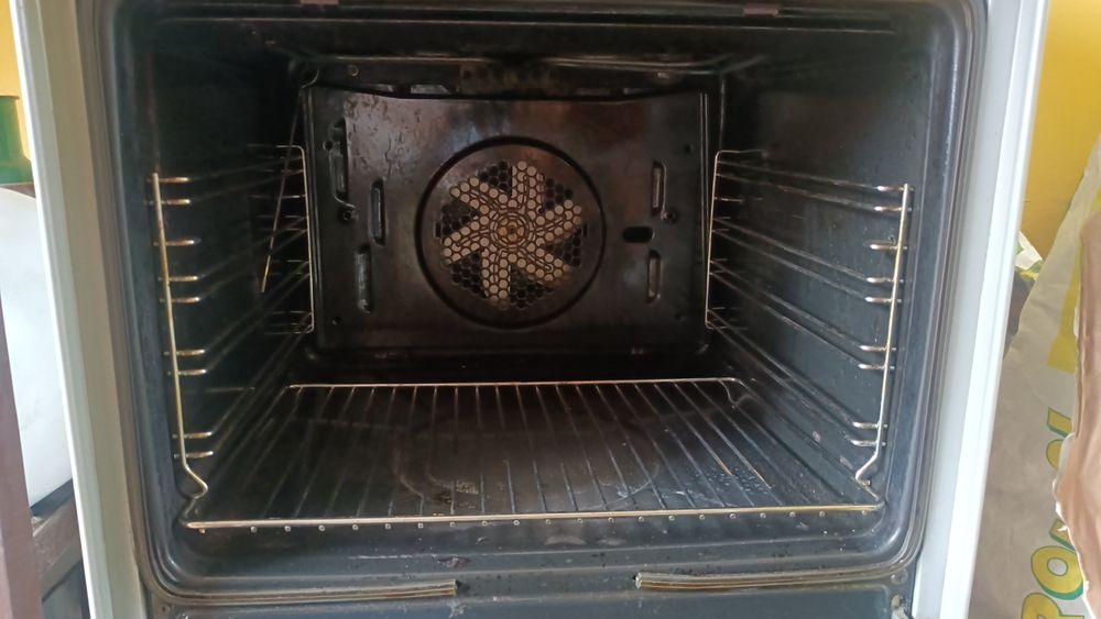 Kuchenka gazowo-elektryczna Electrolux EKK 5016X (Inox) – Sprawna