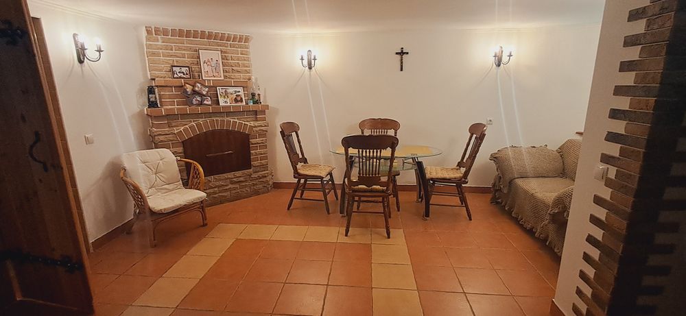 Цілорічний. Комфортний.130м²,лазня,озеро.