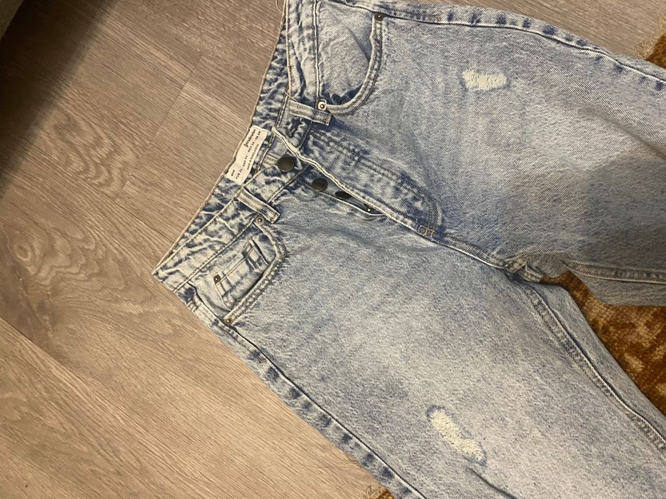 Джинси Stradivarius