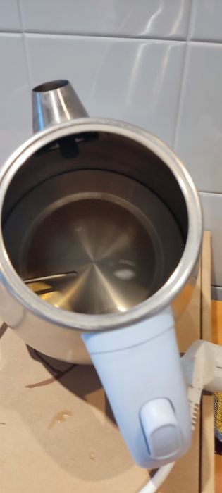 Jarro elétrico estilo retro