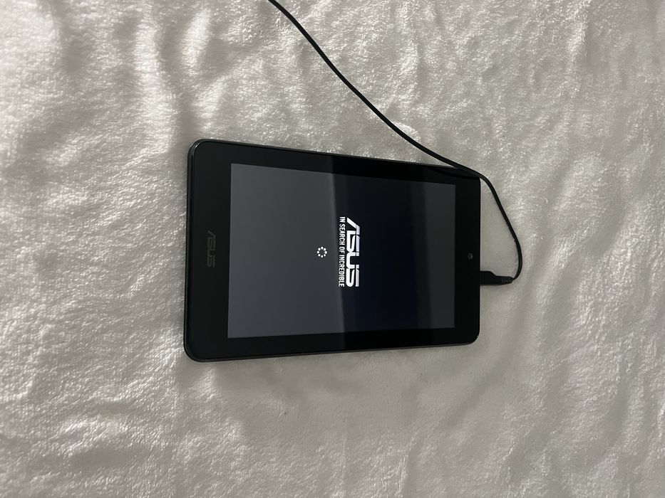 Tablet Asus Memo Pad 16GB K00B – Como Novo