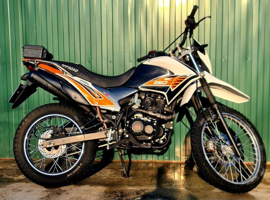 Мотоцикл, мото 250, ендуро, крос, crf 250,не геон шінерей мопед скутер