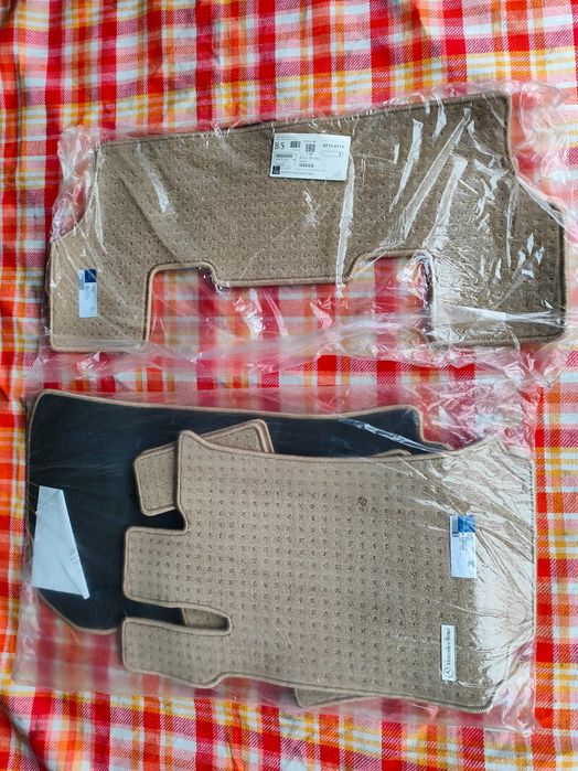 Dywaniki Mercedes W251 krótka R Klasa