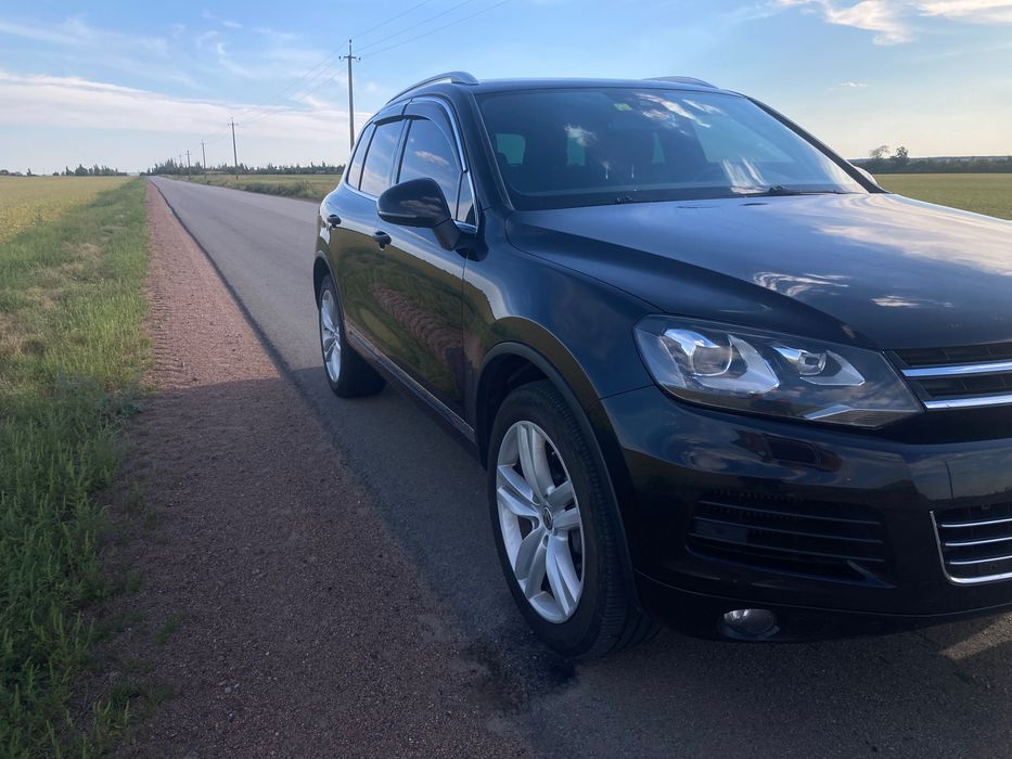 Продам Volkswagen Touareg 2011 року 3.0 дизель.