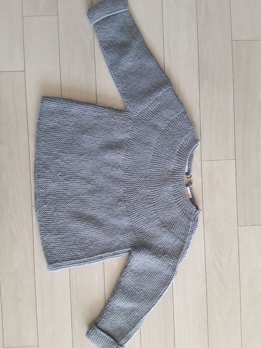Sprzedam sweterek ZARA