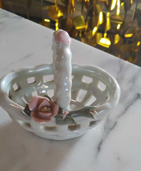 Figurki z porcelany 6 szt.