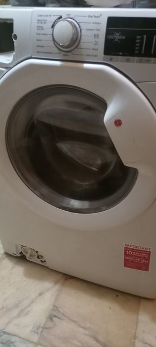Vendo HOOVER para peças  10eur.