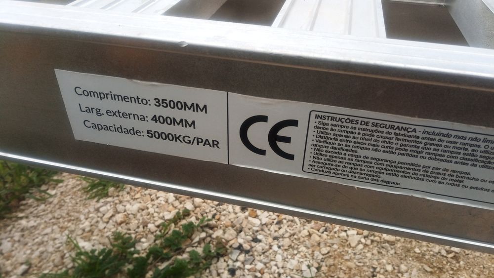 Vendo pranchas de alumínio novas