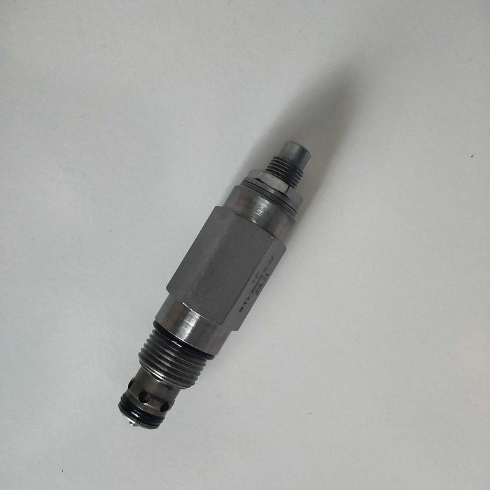 Zawór przelewowy John Deere RE285448