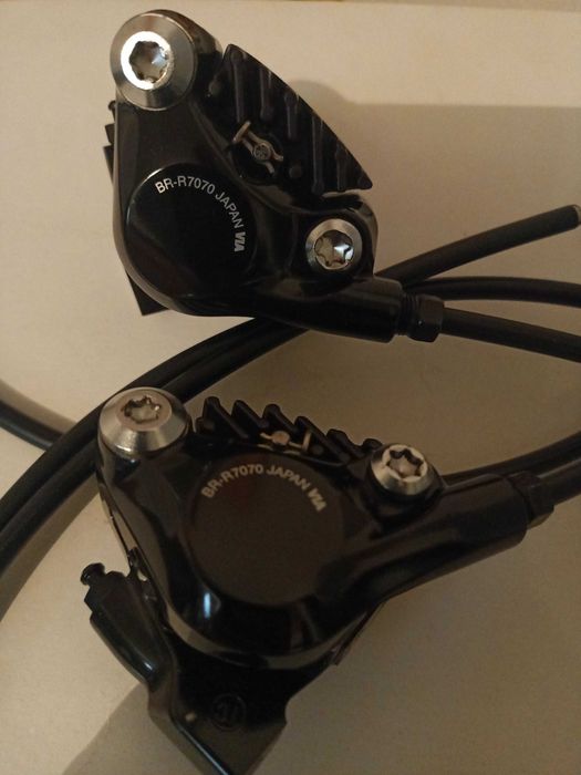 Zaciski hamulca Shimano 105