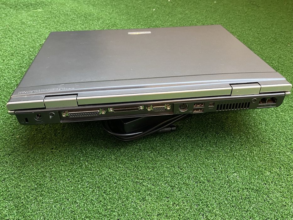 Portátil Asus M6000