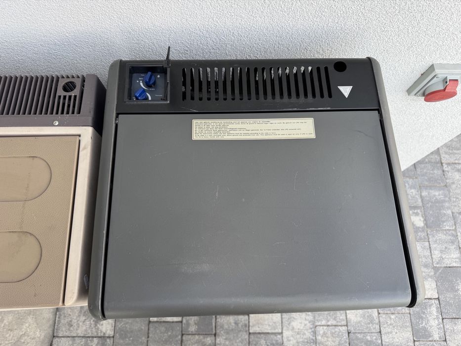 Холодильник кемпінговий аміачний. Газ, 12v, 220v Tristar, Electrolux