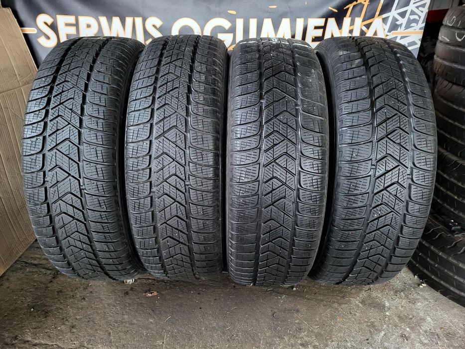 Opony zimowe 215/65/17 Pirelli 21/22rok 6,7mm