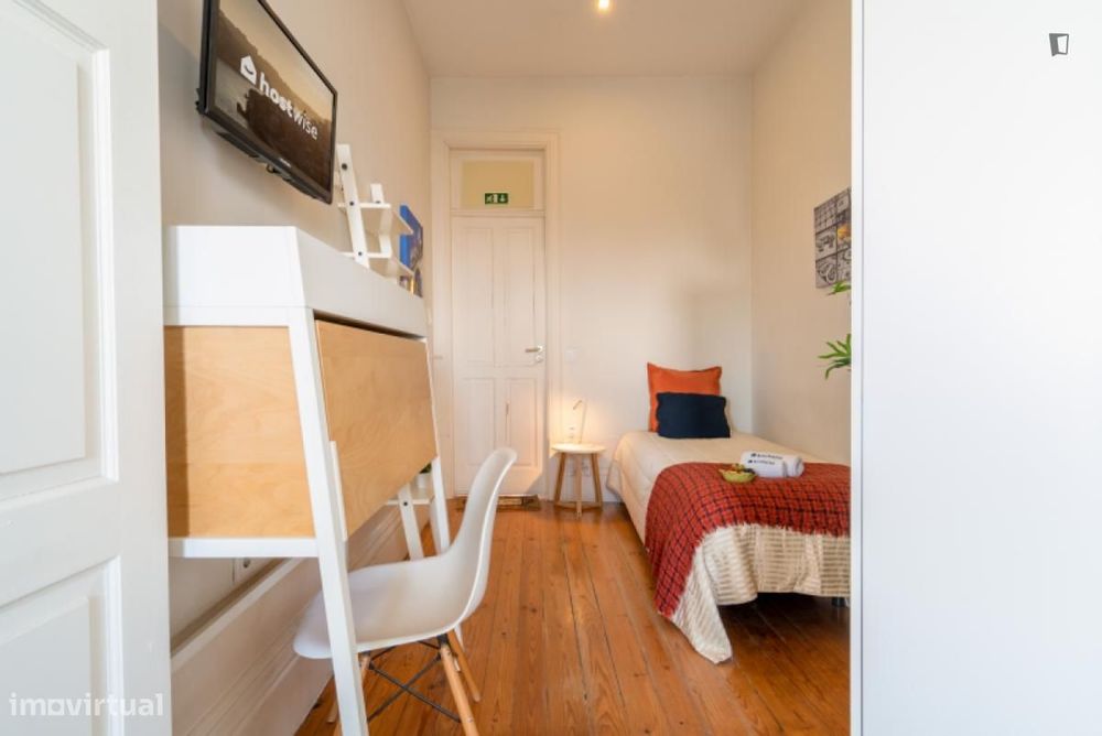 Quarto - localizado em Bonfim Porto