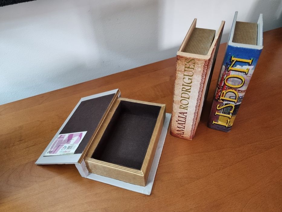 Caixinhas em madeira para arrumar