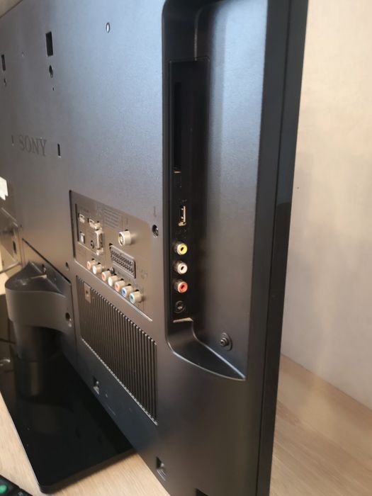 Телевизор Sony KDL-32EX310