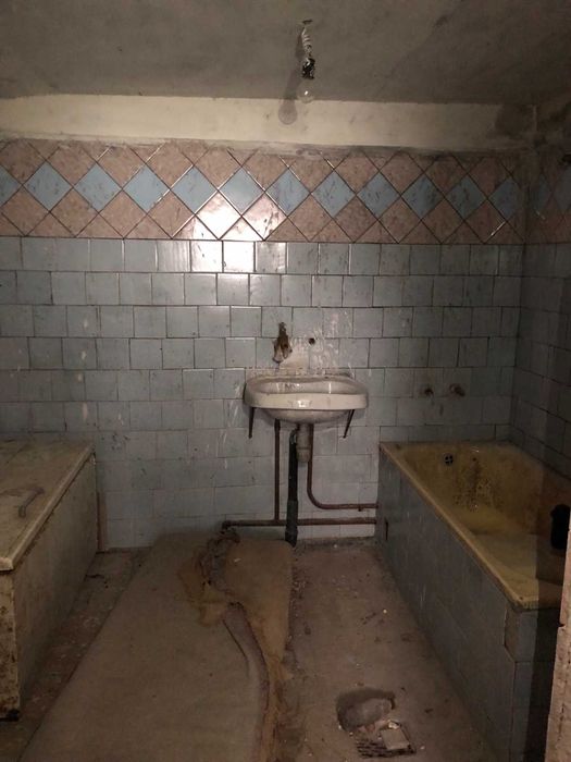 Продаж  садового  будинку