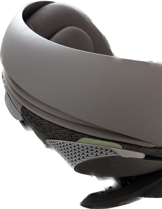 Автокрісло Cubex