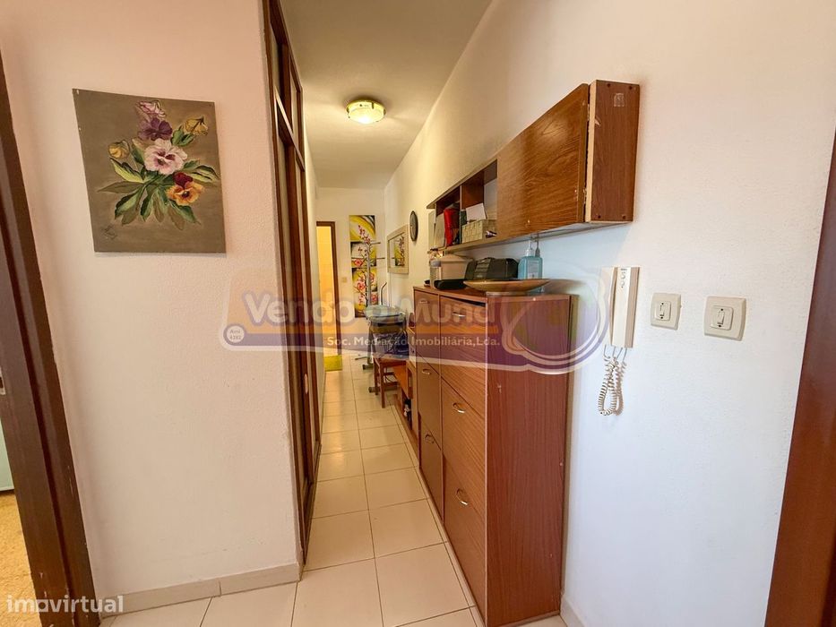 Apartamento T3 em Loures (LXLR042)