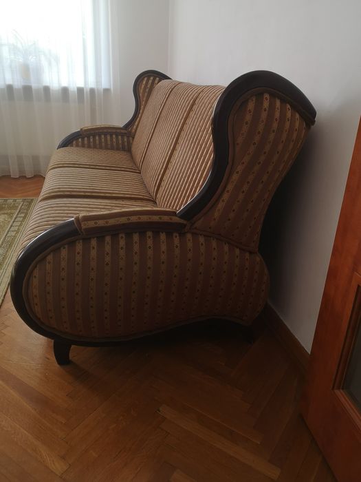 Wersalka rozkładana wraz z fotelami