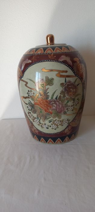 Pote em Porcelana Chinesa