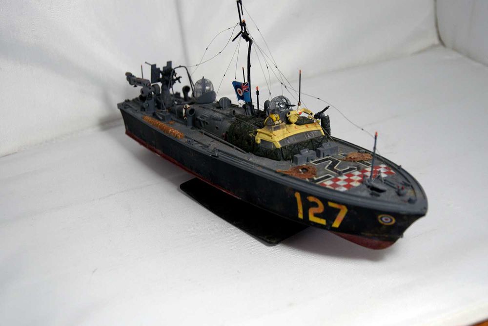 Miniatura Lancha WWII 2HSL 1:72