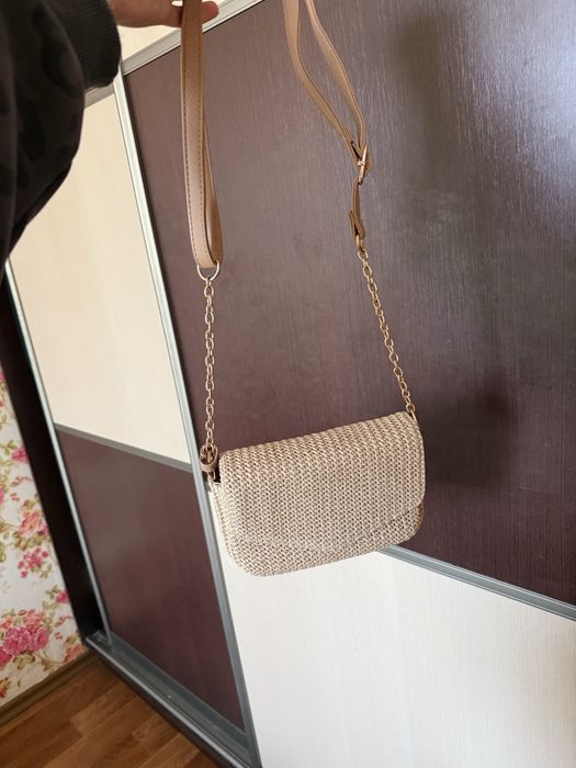 Соломенная летняя сумка