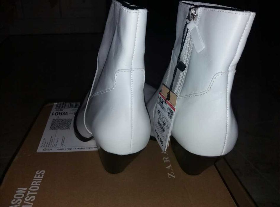ZARA białe botki w stylu kowbojskim skóra 40