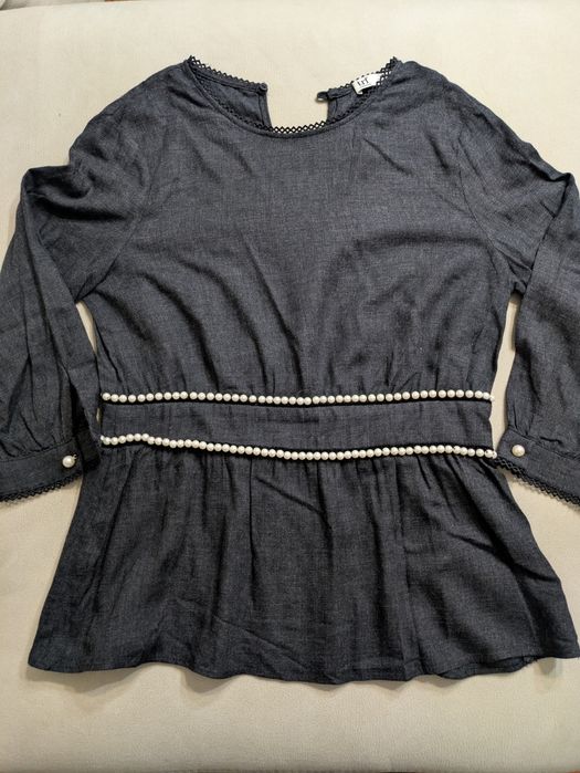 Blusa com pérolas da Zara