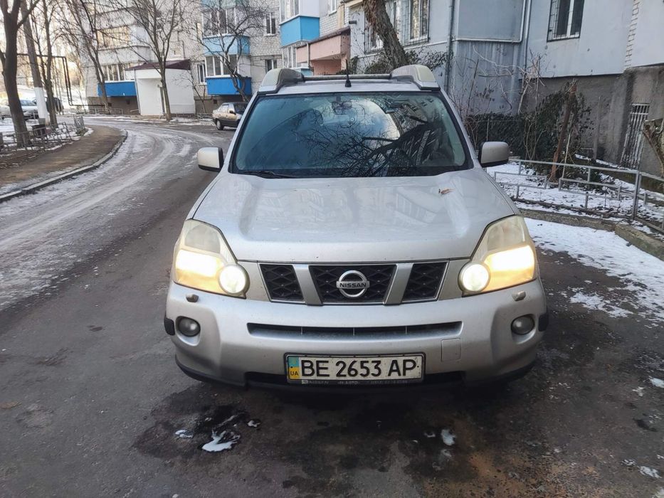 Nissan x-treil 2.0 дизель автомат