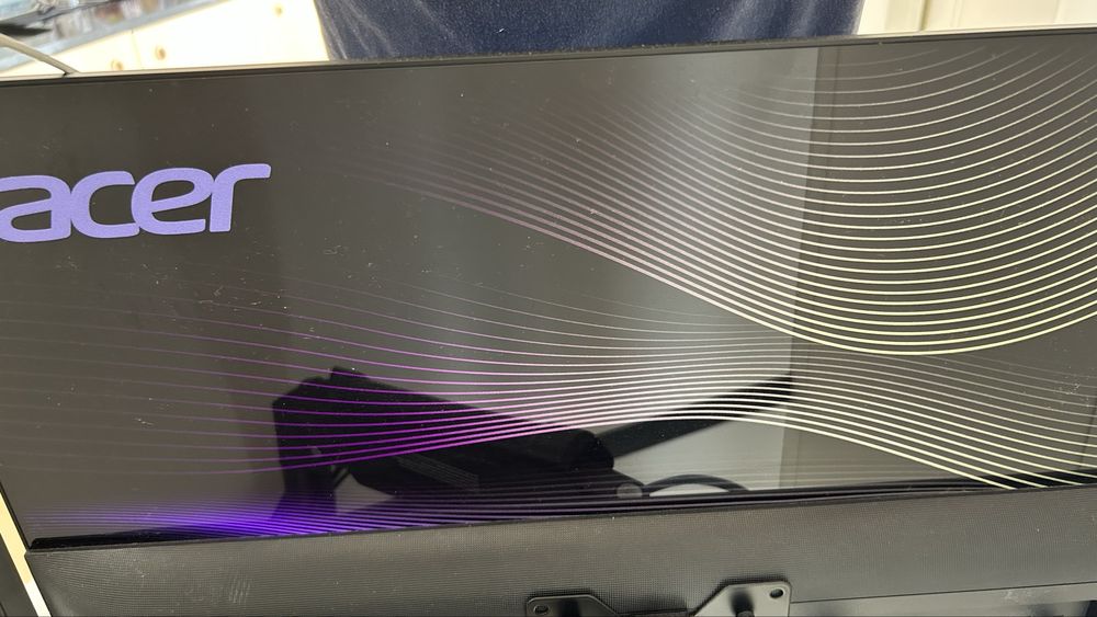 Vendo Monitor Acer Vero RS242ybpamix 23.8 led full HD - estado novo (motivo: saída do país)