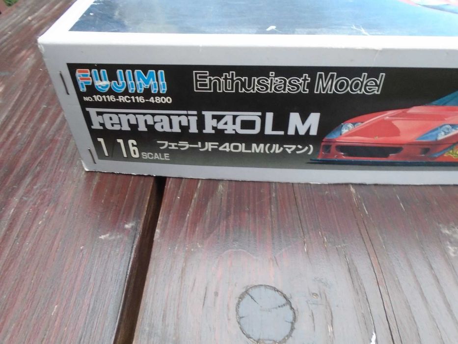 Ferrari F40 LM  1:16 Fujimi 10116 Model