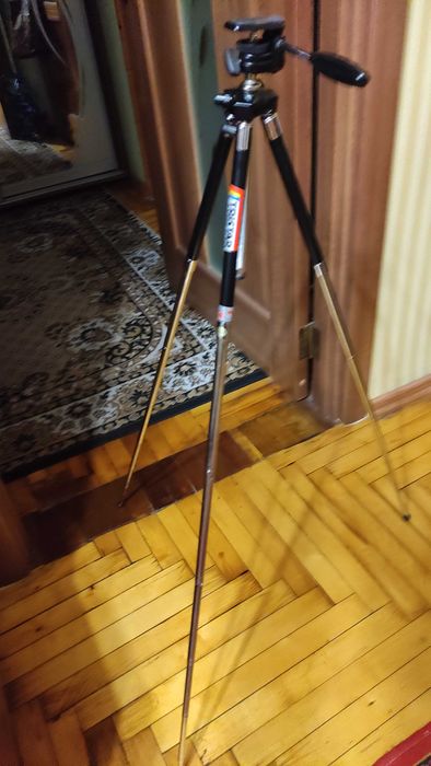 штатив для камери