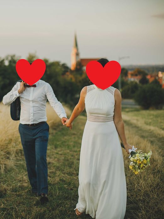 Suknia ślubna - klasyczna, elegancka, delikatna