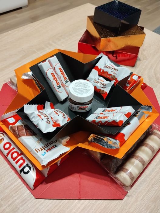Exploding box Kinder z mini nutellą