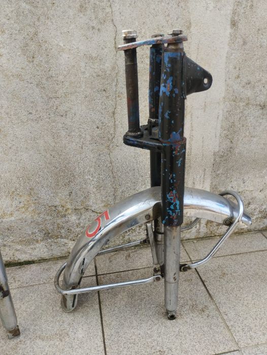 Suspensão frontal para motorizadas nacionais
